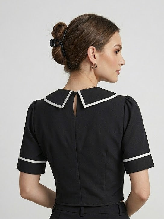 Black Short-Sleeve Korean Crop Top